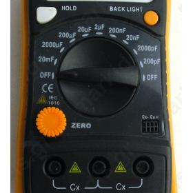 High Accuracy Digital Capacitance Meter