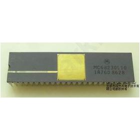 PARALLEL INTERFACE/TIMER(PI/T)